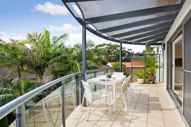 Main view of Homely unit listing, 2/13 Wellington Street, Narrabeen NSW 2101