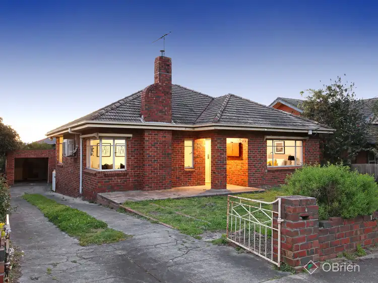 4 Central Avenue, Burwood VIC 3125