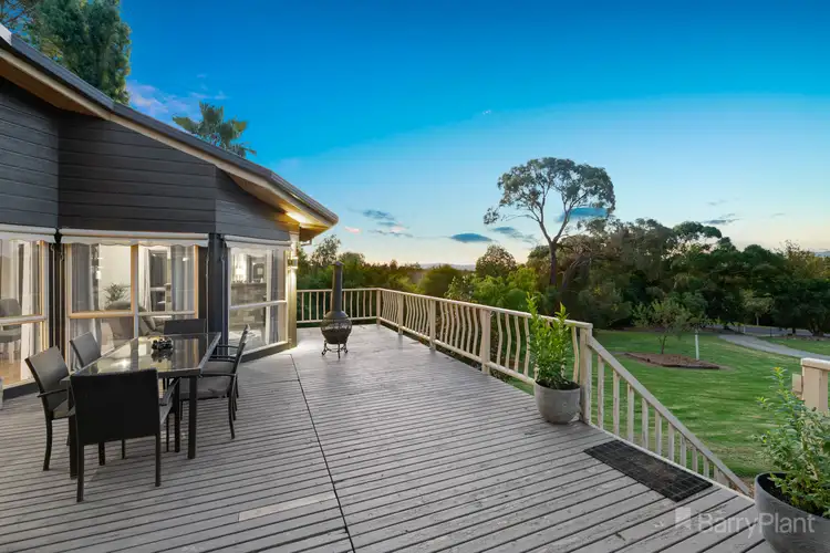 19 Arnup Crescent, Drouin VIC 3818