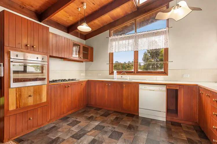Second view of Homely house listing, 6 Windridge Way, Kyneton VIC 3444