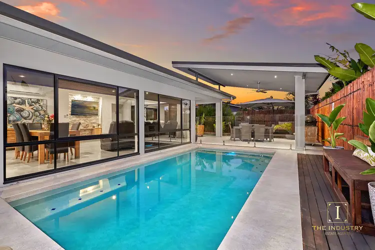 12 Thornborough Circuit, Smithfield QLD 4878