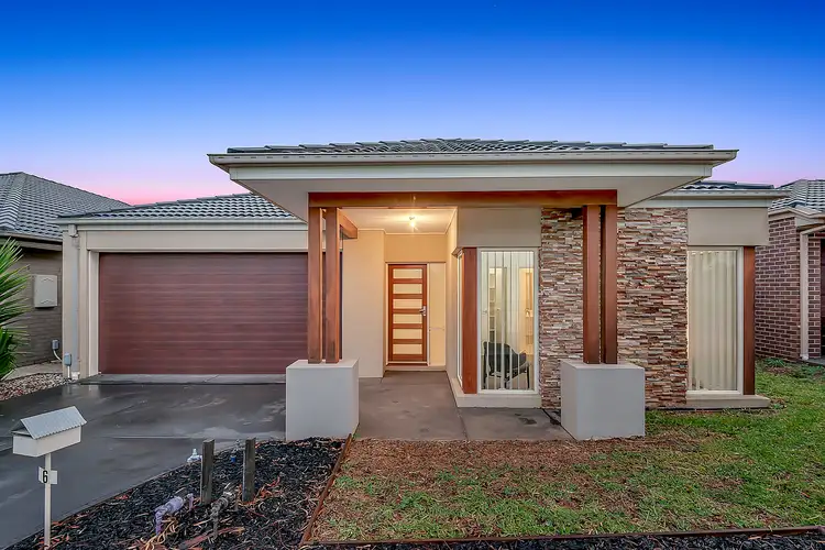 6 Serenity Way, Craigieburn VIC 3064