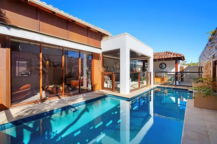 63 Mudjimba Esplanade, Mudjimba QLD 4564