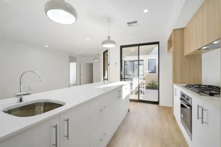 64 Trailwood Drive, Woodvale WA 6026
