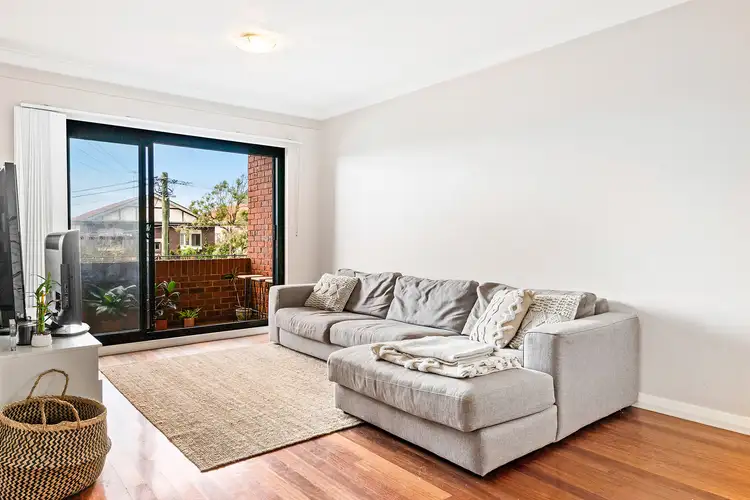 2/10 Fletcher Street, Bondi NSW 2026