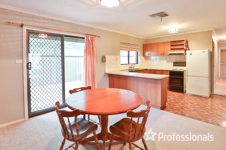 Third view of Homely unit listing, 6 Murray Court, Wentworth NSW 2648