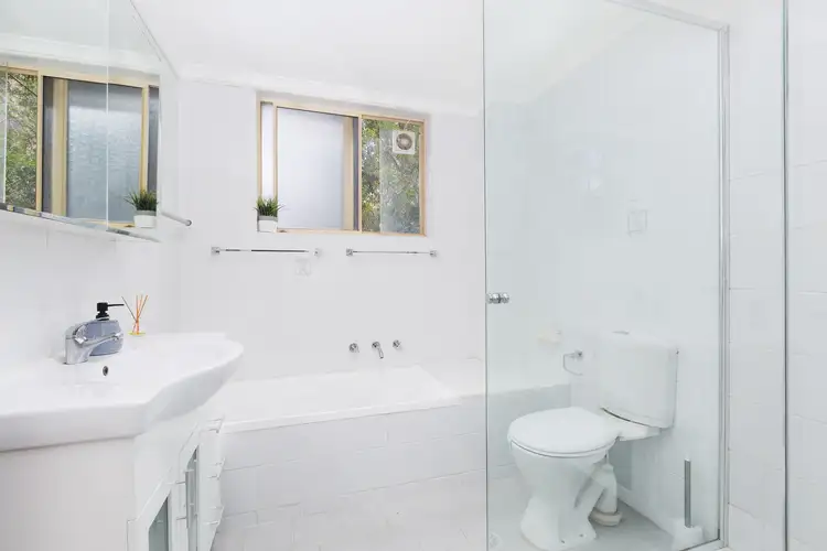 Fifth view of Homely unit listing, 4/241-245 Kingsway, Caringbah NSW 2229