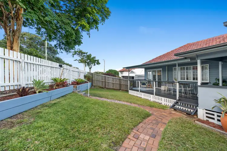 105 The Promenade, Camp Hill QLD 4152