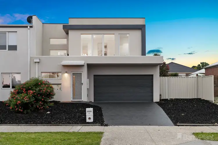 23 Botanic Drive, Pakenham VIC 3810