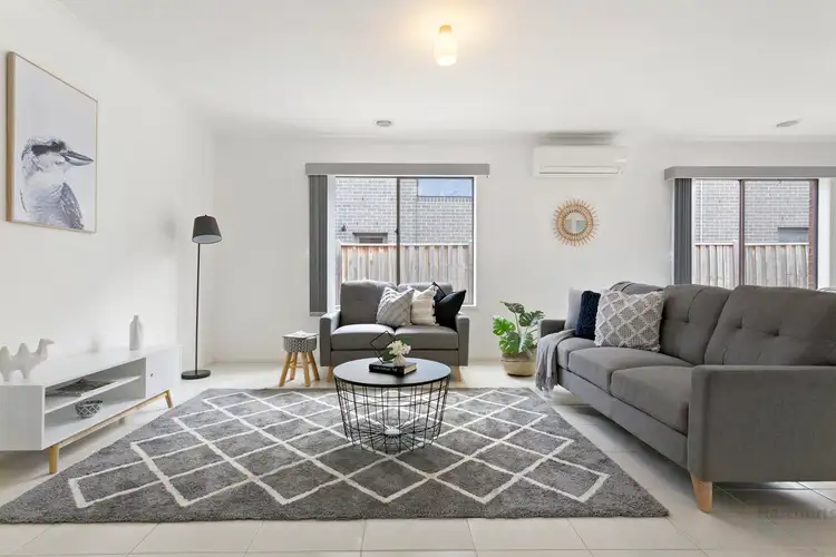 Second view of Homely house listing, 30 Bellavista Drive, Wollert VIC 3750
