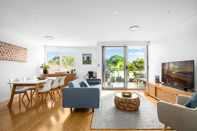 Main view of Homely unit listing, 19/12-14 Richmond Avenue, Dee Why NSW 2099