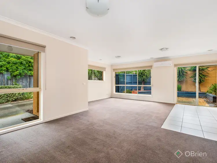 Second view of Homely unit listing, 2/9 Hill Street, Frankston VIC 3199