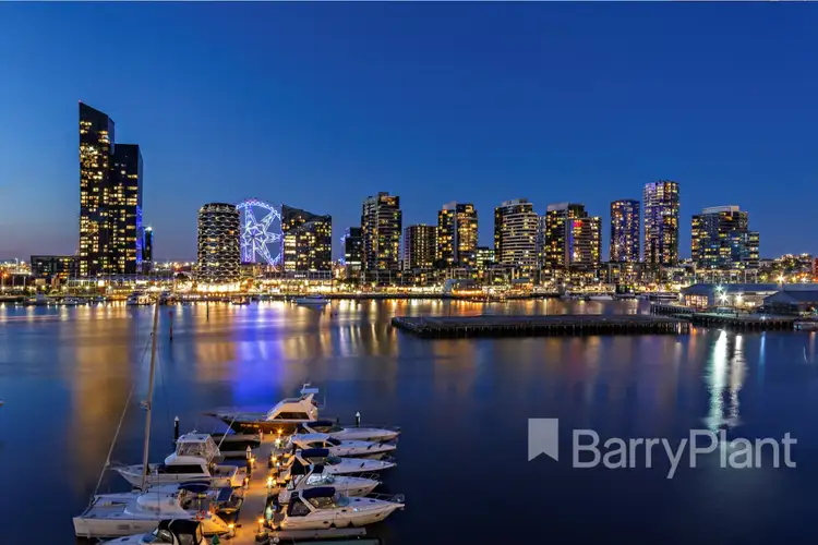 52/8 Waterside Place, Docklands VIC 3008
