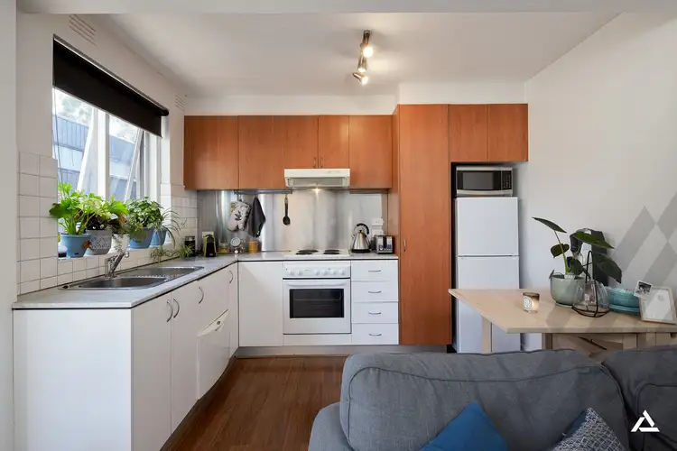 3/6-8 Cyril Street, Elwood VIC 3184