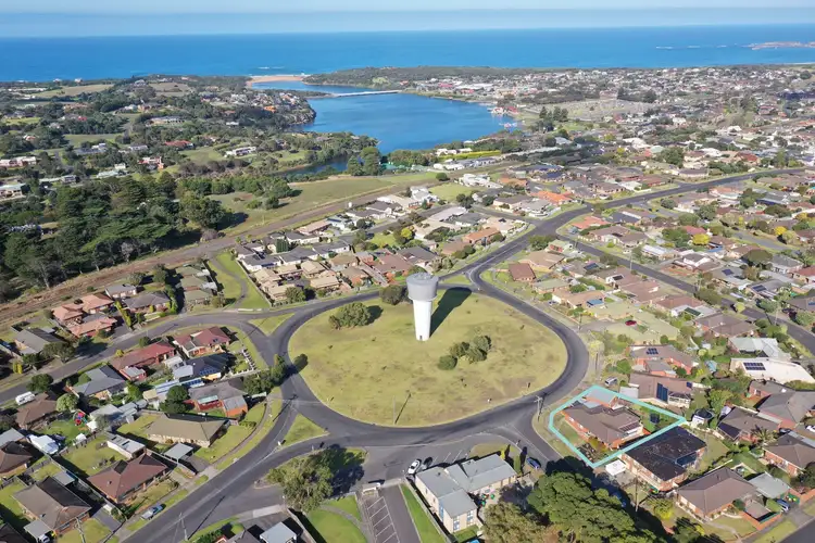 Third view of Homely house listing, 15 Tower Square, Warrnambool VIC 3280