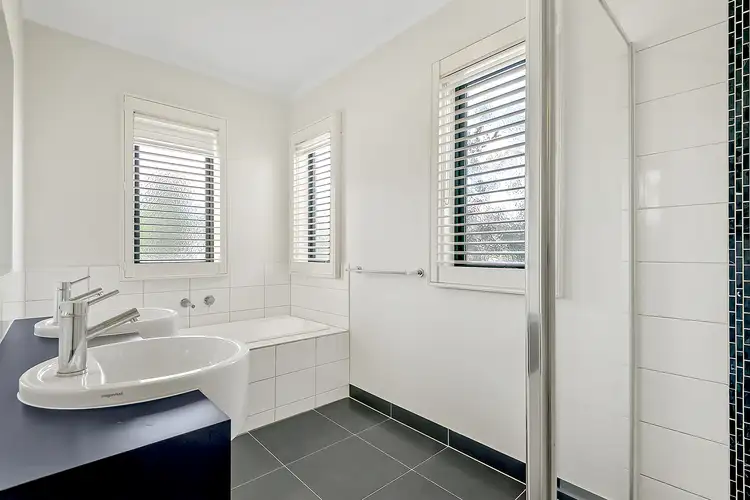 Seventh view of Homely house listing, 31 Daymar Circuit, Craigieburn VIC 3064