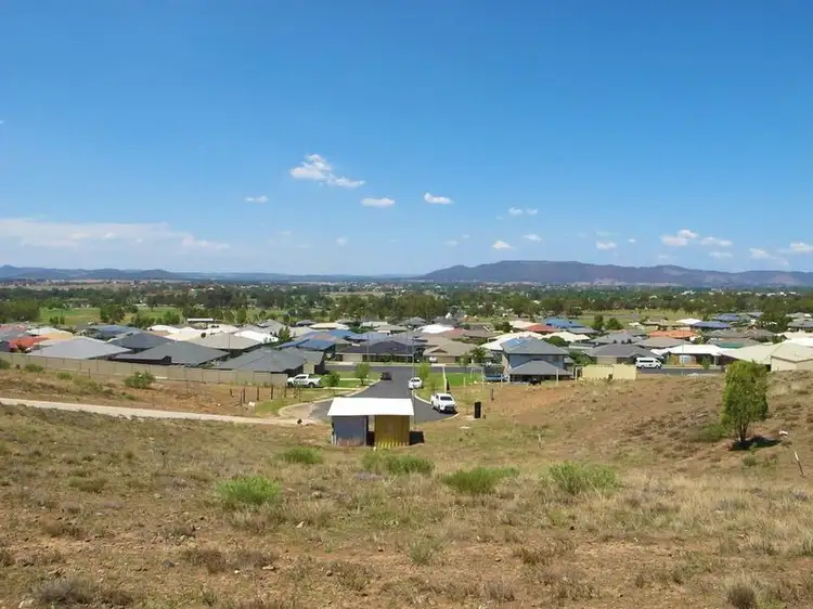 8 Grant Bruce Court, Mudgee NSW 2850