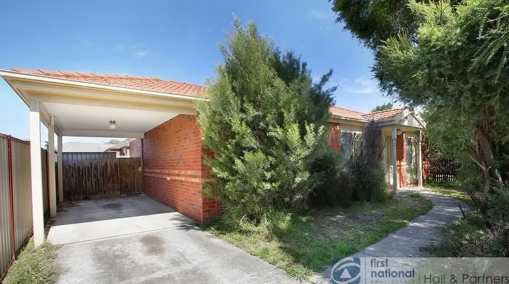 Main view of Homely unit listing, 1/35 Narellan Drive, Hampton Park VIC 3976