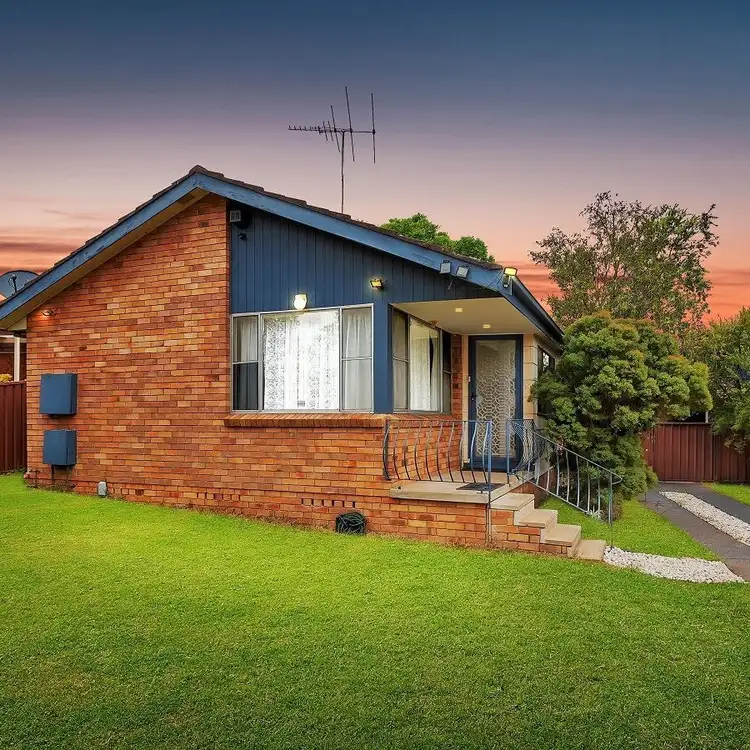 25 Tambaroora Crescent, Marayong NSW 2148