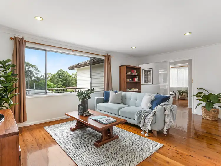 Main view of Homely house listing, 8 Bristol Parade, Farmborough Heights NSW 2526