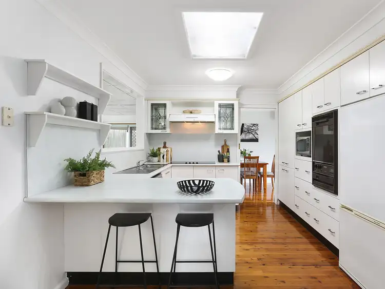 Second view of Homely house listing, 8 Bristol Parade, Farmborough Heights NSW 2526