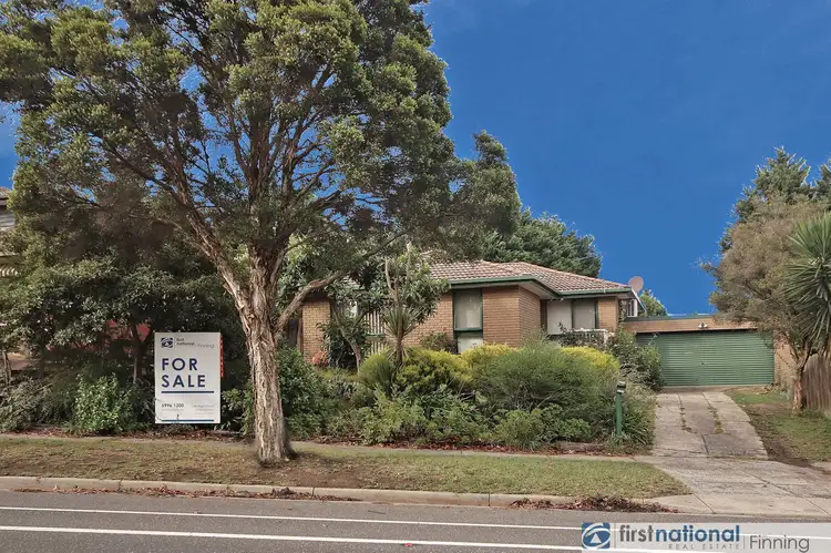 232 James Cook Drive, Endeavour Hills VIC 3802