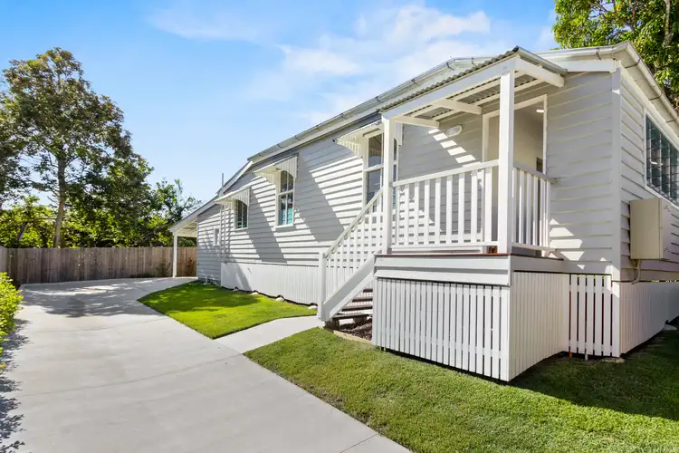 22 Mount Pleasant Road, Nambour QLD 4560