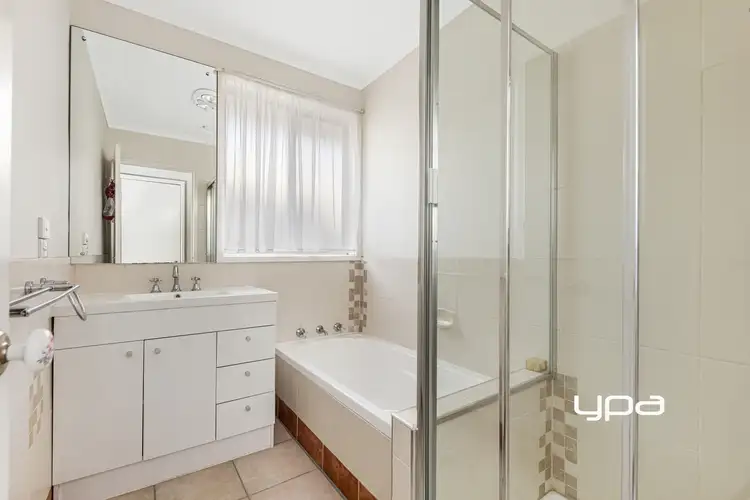 Sixth view of Homely house listing, 4 Ovens Court, Sunbury VIC 3429