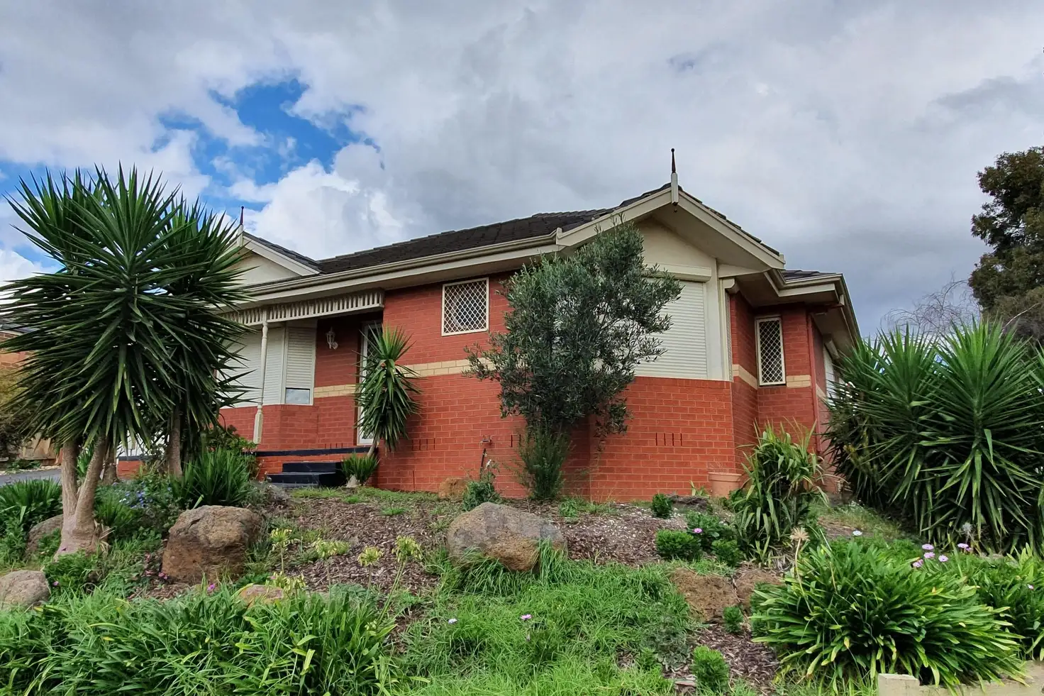 Main view of Homely house listing, 27 Manning Clark Road, Mill Park VIC 3082