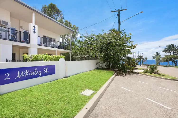 1/2 McKinley Street, North Ward QLD 4810