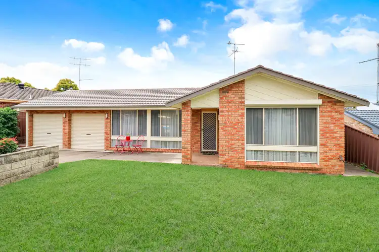 8 Tinarra Crescent, Erskine Park NSW 2759