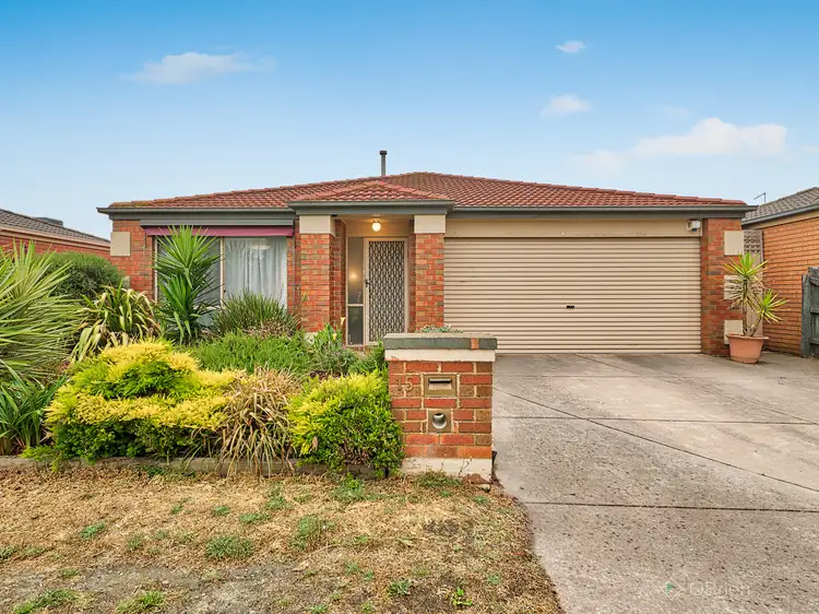 15 Mariner Close, Cranbourne North VIC 3977