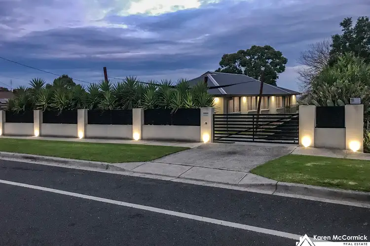 11 Archer Road, Garfield VIC 3814