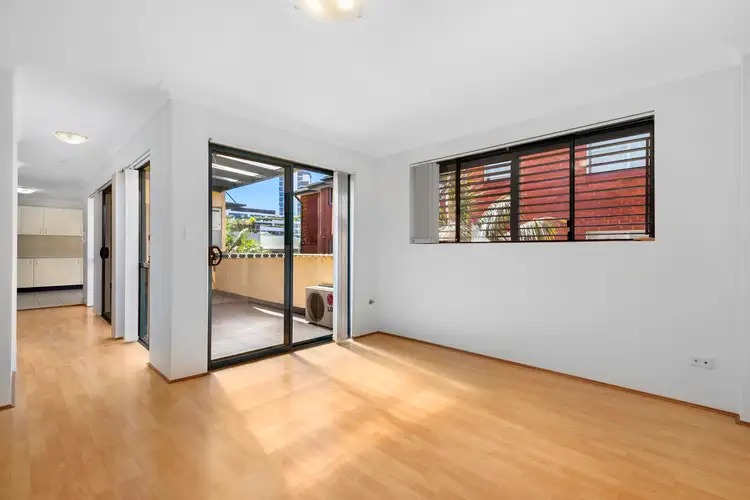 Second view of Homely apartment listing, 8/22 Pacific Parade, Dee Why NSW 2099