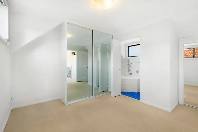 Fifth view of Homely apartment listing, 8/22 Pacific Parade, Dee Why NSW 2099