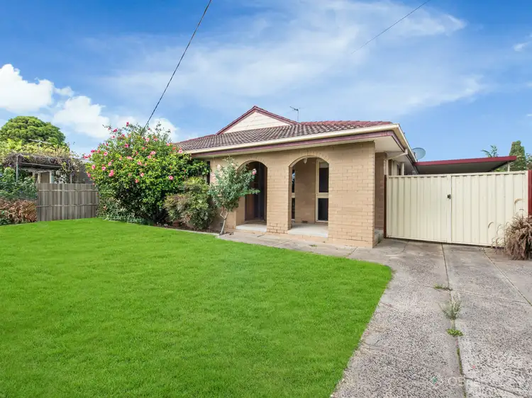 72 Pound Road, Hampton Park VIC 3976