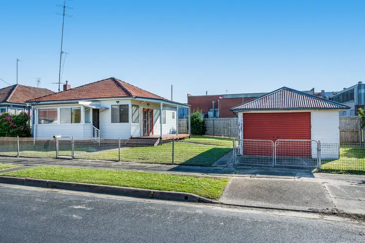 10 Phillips Street, Hamilton North NSW 2292