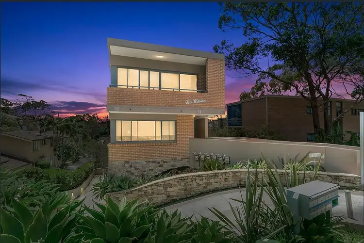 Second view of Homely unit listing, 1/32 The Crescent, Dee Why NSW 2099