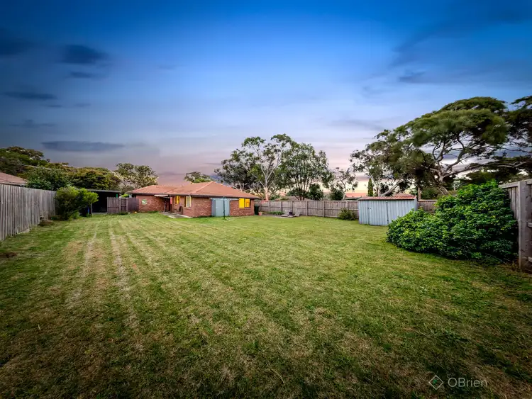 Fourth view of Homely house listing, 2 Phillip Court, Cranbourne North VIC 3977