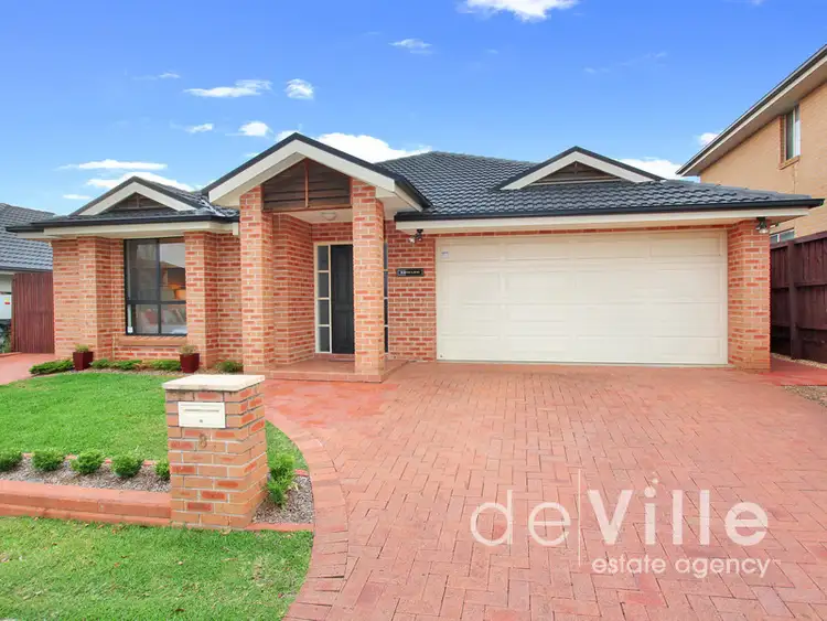 8 Woodward Avenue, Stanhope Gardens NSW 2768