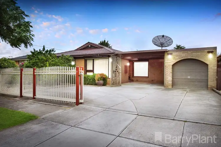 57 Woodstock Drive, Gladstone Park VIC 3043