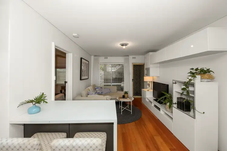 Sixth view of Homely unit listing, 2/67 Ventnor Street, Scarborough WA 6019