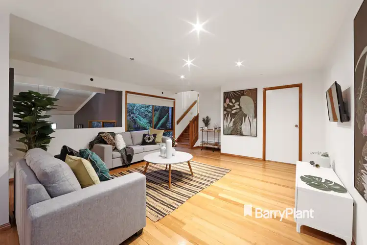 16 Grandview Crescent, Upper Ferntree Gully VIC 3156