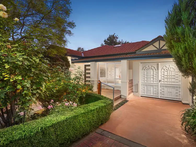 13 Omeo Court, Blackburn South VIC 3130