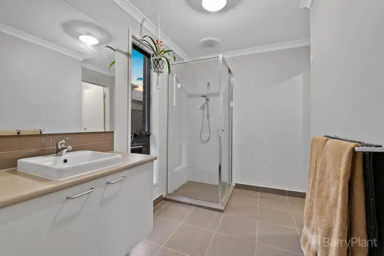 Third view of Homely house listing, 5 Callistemon Street, Officer VIC 3809