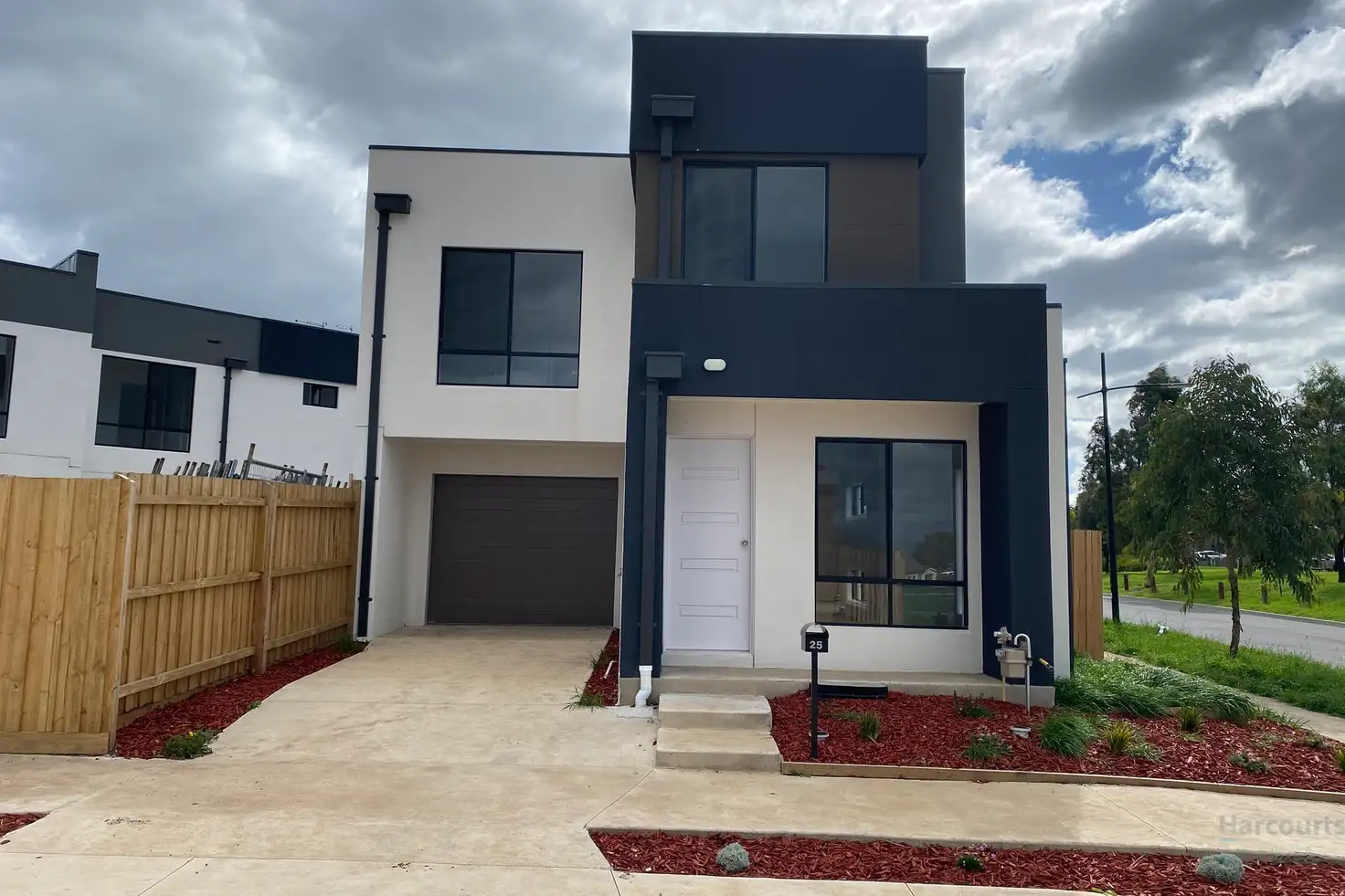 Main view of Homely townhouse listing, 25 Daydream Place, Wollert VIC 3750
