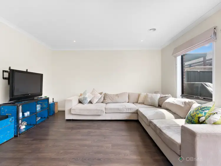 Fifth view of Homely house listing, 39 Springleaf Avenue, Clyde North VIC 3978