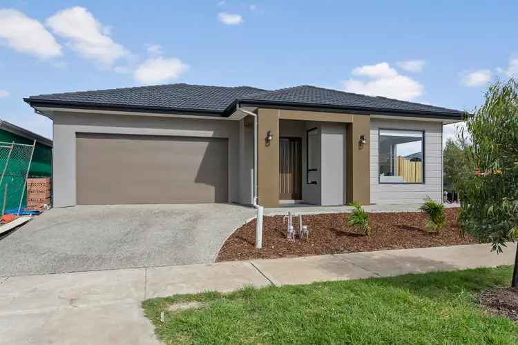 15 Amberfield Street, Mickleham VIC 3064
