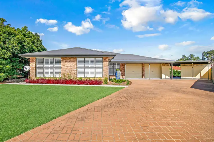 4 Welle Close, St Clair NSW 2759