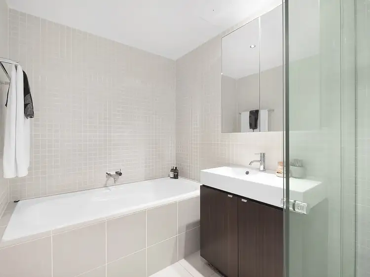 Fifth view of Homely unit listing, 305E/599 Pacific Highway, St Leonards NSW 2065